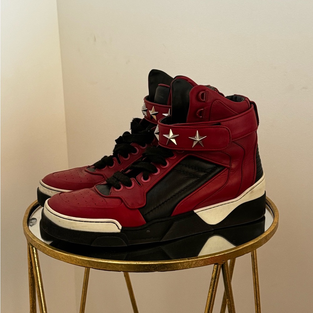Givenchy Tyson